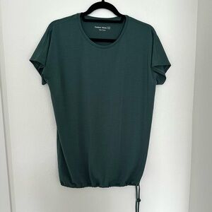 Outdoor Voices Forest Green Cinch Bottom Athletic T Shirt Short Sleeves Size M